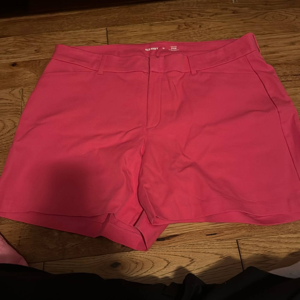 NWOT Old Navy Pink High-Rise Pixie Shorts With Secret-Smooth Pockets
